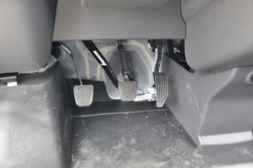 �ɵ� Q3ϵ�� 122���� 2.8�׵�����ʽ΢��(����)ͼƬ