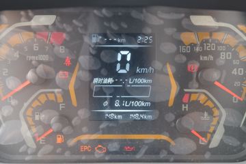 �ɵ� Q3ϵ�� 122���� 2.8�׵�����ʽ΢��(����)ͼƬ