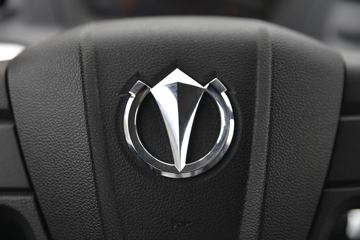 �ɵ� Q3ϵ�� 122���� 2.8�׵�����ʽ΢��(����)ͼƬ