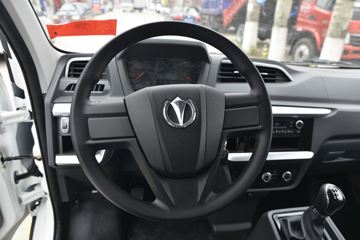 �ɵ� Q3ϵ�� 122���� 2.8�׵�����ʽ΢��(����)ͼƬ