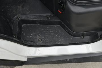 �ɵ� Q3ϵ�� 122���� 2.8�׵�����ʽ΢��(����)ͼƬ