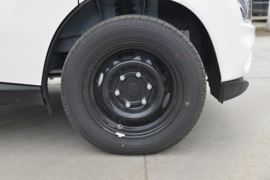 Q3系列&nbsp;载货车底盘                                                图片