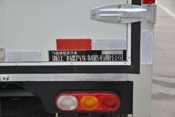 �ɵ� Q3ϵ�� 122���� 2.8�׵�����ʽ΢��(����)ͼƬ