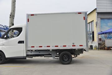 �ɵ� Q3ϵ�� 122���� 2.8�׵�����ʽ΢��(����)ͼƬ