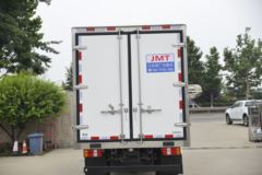 江铃 顺达宽体 122马力 4X2 4.13米冷藏车(国六)(JX5041XLCTG26)
