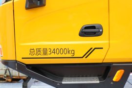 三一 汽车起重机&nbsp;吊车外观                                                图片