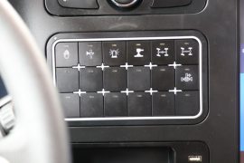 三一 汽车起重机&nbsp;吊车驾驶室                                               图片