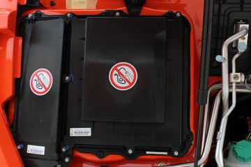 �й����� HOWO TX�ؿ� 430���� 6X4 ǣ����(ZZ4257V324GE1)ͼƬ