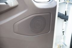 江铃 新款顺达窄体 129马力 4.13米易燃气体厢式运输车(国六)(JMT5040XRQXGA26)