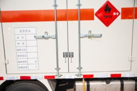 新款顺达 爆破器材运输车上装图片