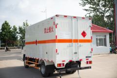 江铃 新款顺达窄体 129马力 4.13米易燃气体厢式运输车(国六)(JMT5040XRQXGA26)