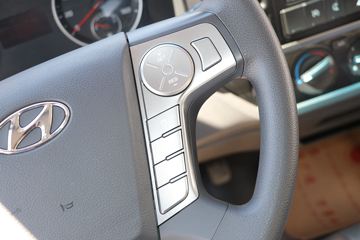 �ִ����ó� ʢͼ 150���� 4X2 4.17���Զ���������ʽ�Ῠ(����)(CHM5041XXYGDC33T)ͼƬ