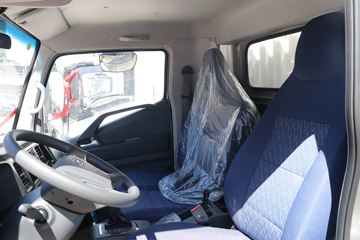 �ִ����ó� ʢͼ 150���� 4X2 4.17���Զ���������ʽ�Ῠ(����)(CHM5041XXYGDC33T)ͼƬ