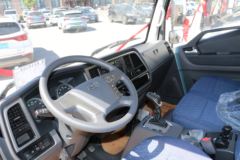 现代商用车 盛图 150马力 4X2 4.17米自动挡单排厢式轻卡(国六)(CHM5041XXYGDC33T)