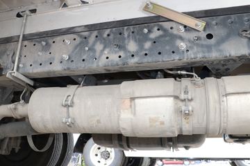 �ִ����ó� ʢͼ 150���� 4X2 4.17���Զ���������ʽ�Ῠ(����)(CHM5041XXYGDC33T)ͼƬ