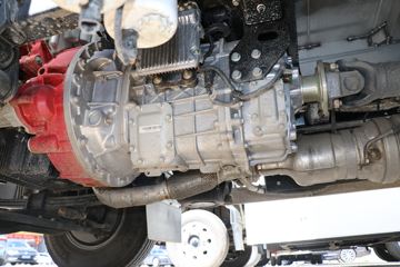 �ִ����ó� ʢͼ 150���� 4X2 4.17���Զ���������ʽ�Ῠ(����)(CHM5041XXYGDC33T)ͼƬ