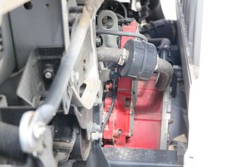 �ִ����ó� ʢͼ 150���� 4X2 4.17���Զ���������ʽ�Ῠ(����)(CHM5041XXYGDC33T)ͼƬ