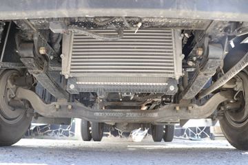 �ִ����ó� ʢͼ 150���� 4X2 4.17���Զ���������ʽ�Ῠ(����)(CHM5041XXYGDC33T)ͼƬ