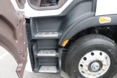 东风柳汽 乘龙H7重卡 陆航版 600马力 6X4牵引车(LZ4252H7DC1)