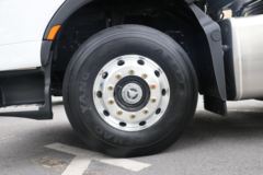 东风柳汽 乘龙H7重卡 陆航版 600马力 6X4牵引车(LZ4252H7DC1)