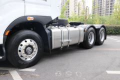 东风柳汽 乘龙H7重卡 陆航版 600马力 6X4牵引车(LZ4252H7DC1)