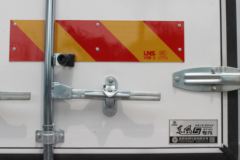 东风商用车 天锦KR 220马力 4X2 6.8米栏板载货车(速比4.33) 东风商用车 天锦KR 220马力 4X2 6.8米栏板载货车(速比4.33)