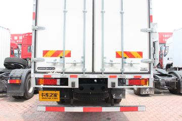 �������ó� ���KR 220���� 4X2 6.8�������ػ���(�ٱ�4.33)ͼƬ