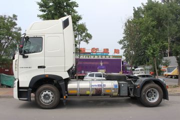й HOWO T7Hؿ 440 4X2 LNGǣ()ͼƬ