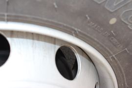 HOWO T7H 牵引车底盘                                                图片