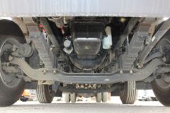 东风柳汽 乘龙H5 290马力 6X2 8.6米厢式载货车(国六)(LZ5252XXYH5CC1)