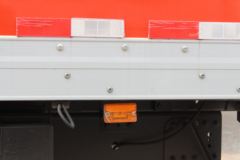 东风柳汽 乘龙H5 290马力 6X2 8.6米厢式载货车(国六)(LZ5252XXYH5CC1)