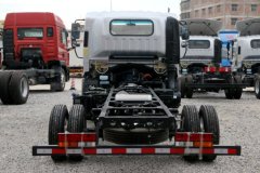 陕汽轻卡 德龙K3000 标配型 130马力 4.18米单排厢式轻卡(YTQ5040XXYKH331)