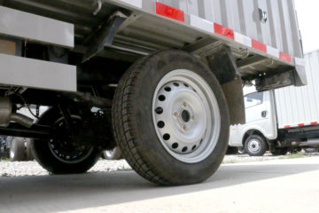 ������Խ �±�T1 1.24L ���� 91���� 2.68�׵�����ʽ΢��(SC5021XXYXLD6B1)ͼƬ