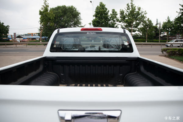 D-MAXƤ��Ȫ���л��ȴ����� �����ߴ�0.2��