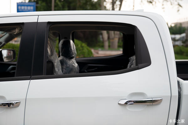 优惠0.2万 泉州市D-MAX皮卡火热促销中