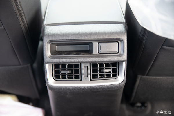 ��ʮ��D-MAXƤ��Ȫ���л��ȴ����� �����ߴ�0.2��