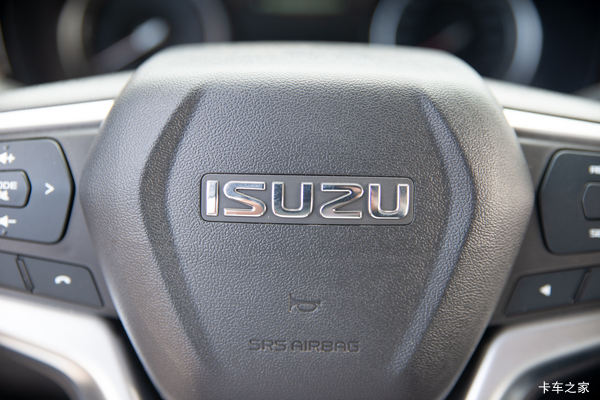 D-MAXƤ��Ȫ���л��ȴ����� �����ߴ�0.2��