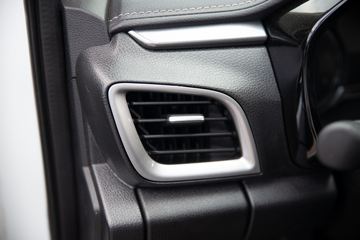 ʮ D-MAX 2021  1.9T  Զ ˫Ƥ() ͼƬ