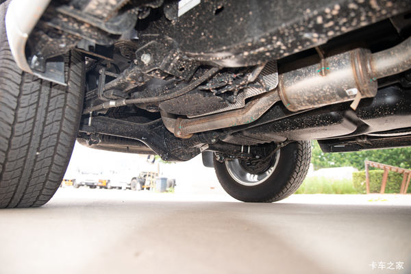 ��ʮ��D-MAXƤ����ʱ������ �Ż�0.20��