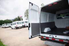 江铃汽车 特顺 2021款 116马力 3座 2.8T柴油 中顶封闭货车(国六)