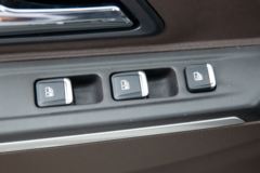 江铃 新款顺达窄体 116马力 4.15米单排厢式轻卡(国六)(JX5041XXYTG26)