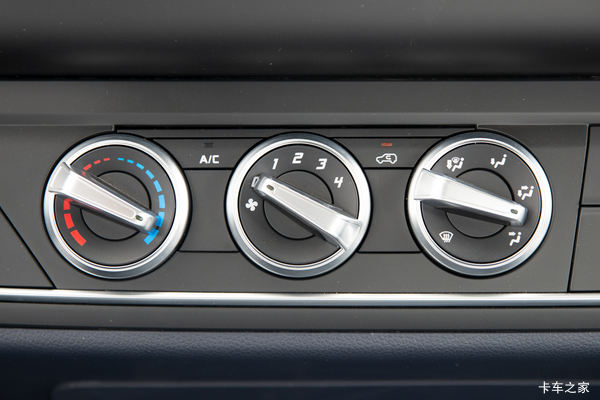 翼放ES载货车泉州市火热促销中 让利高达0.2万