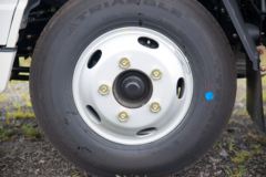 江铃 新款顺达窄体 116马力 4.15米单排厢式轻卡(国六)(JX5041XXYTG26)