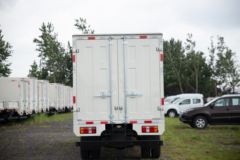 江铃 新款顺达窄体 116马力 4.15米单排厢式轻卡(国六)(JX5041XXYTG26)