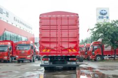 青岛解放 JH6重卡 智尊版2.0 460马力 8X4 8.6米仓栅式载货车(CA5310CCYP25K2L7T4E5A80)