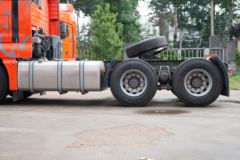 中国重汽 汕德卡SITRAK G7重卡 500马力 6X4 AMT自动挡牵引车(国六)(ZZ4256V324HF1B)