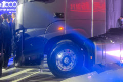 福田 欧曼银河 580马力 6X4 AMT自动挡牵引车(国六)