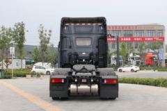 现代商用车 新一代创虎 460马力 6X4 LNG牵引车(国六)(坦迪斯12挡)(CHM4250KPQ52NT)