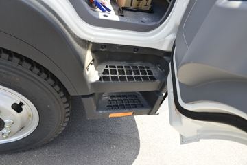 ���� ����V8 170���� 4X2 5.48���Ű���ʽ�ػ���(����)(HFC5118XXYP61K1D7S)ͼƬ