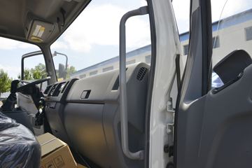 ���� ����V8 170���� 4X2 5.48���Ű���ʽ�ػ���(����)(HFC5118XXYP61K1D7S)ͼƬ